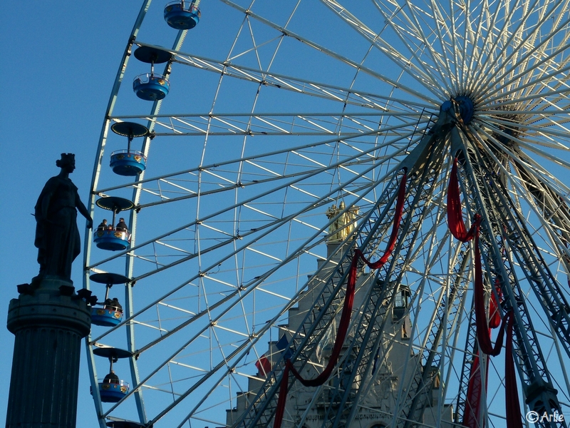 Lille, un tour à bord de la Grande Roue sur la Grand'Place, janvier 2010